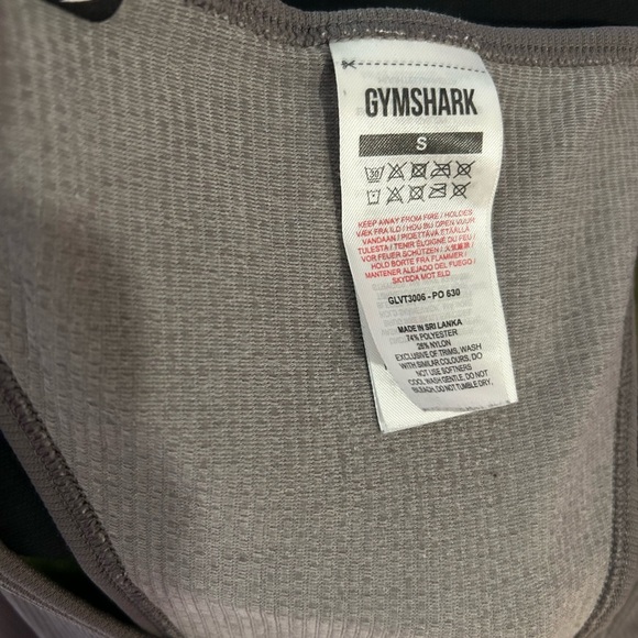 Gymshark Light Gray Athletic Top - Picture 3 of 3